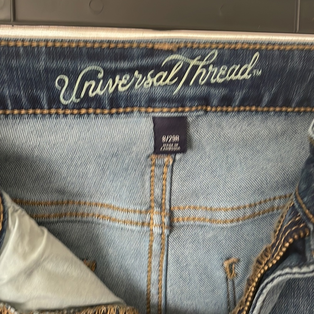 Universal Threads Jeans - Picture 5 of 5